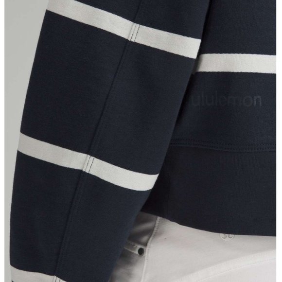 Lululemon Perfectly Oversized Cropped Crew *Stripe Boundless Stripe True Navy An - Picture 3 of 9